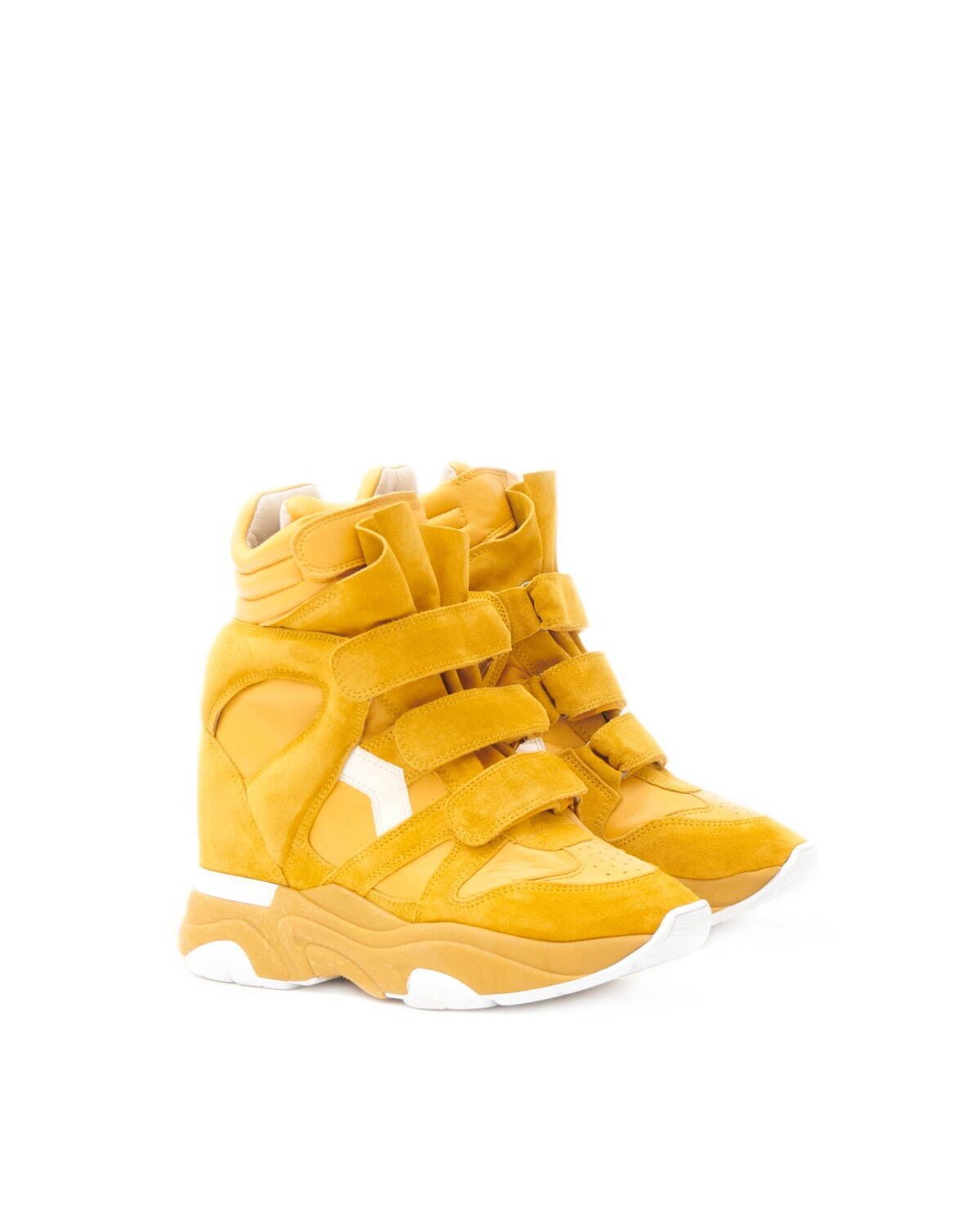 イザベル マランの新ウェッジスニーカー、10cmヒールのボリューム感×異