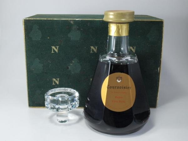 クルボアジェ バカラの買取 | ライフバケーションで高額買取