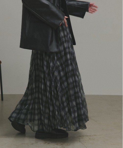 ad thie（アドティエ） スカート シアーチェック プリーツスカート