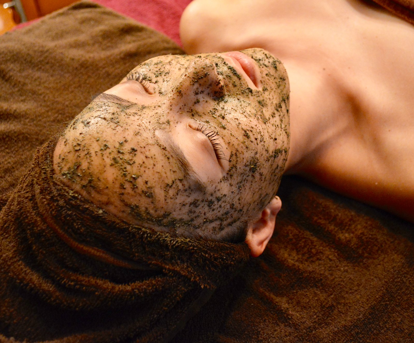 REVI(ルヴィ)ハーブピーリング『陶肌トリートメント』とは？ | REVI