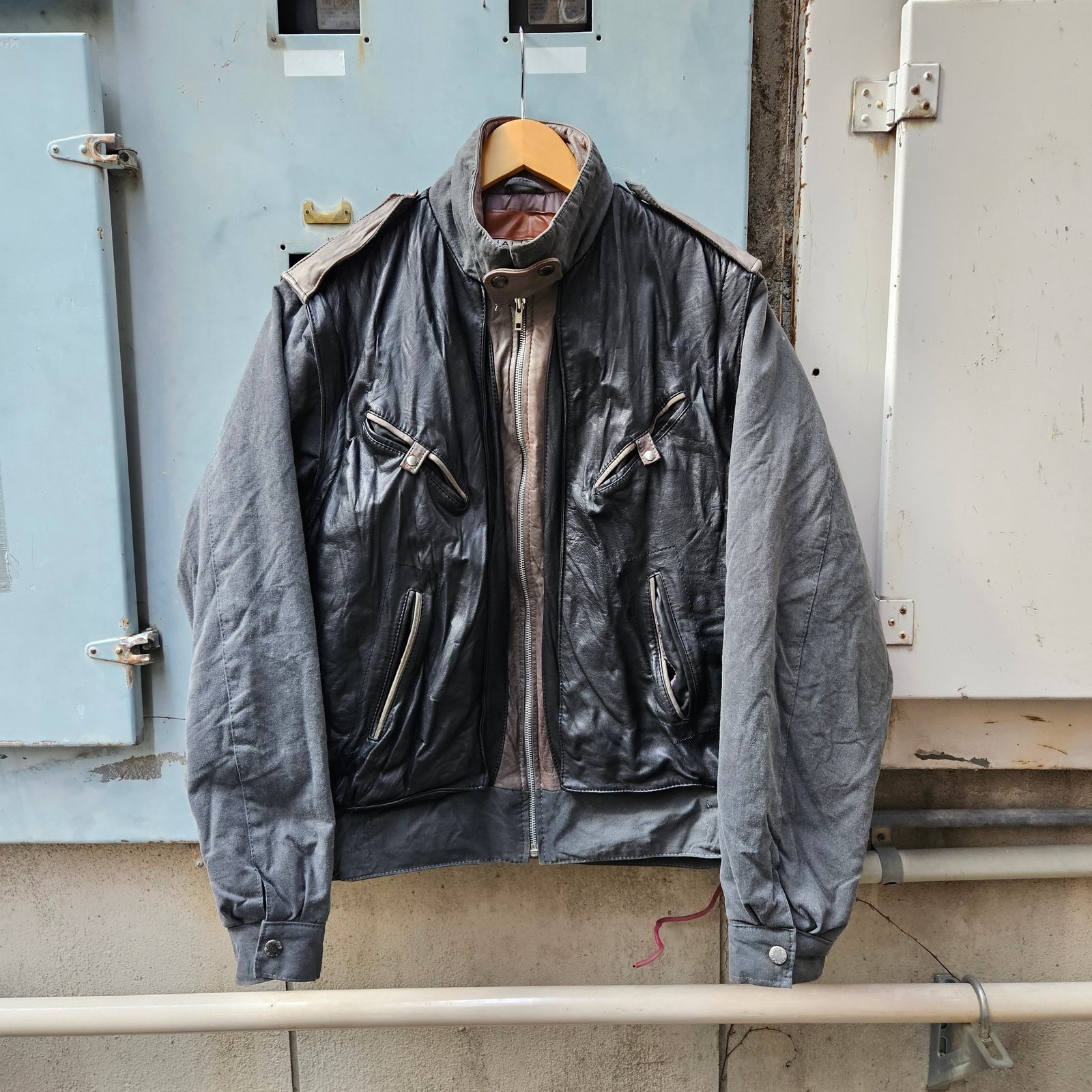 1879c201e25639d3d801d86dba74c1