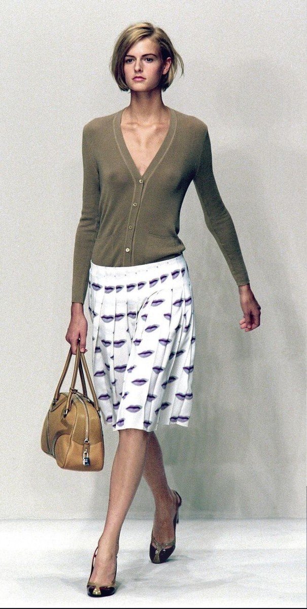 Prada Spring 2000 Purple Lips Print Pleated Silk Skirt 42 IT