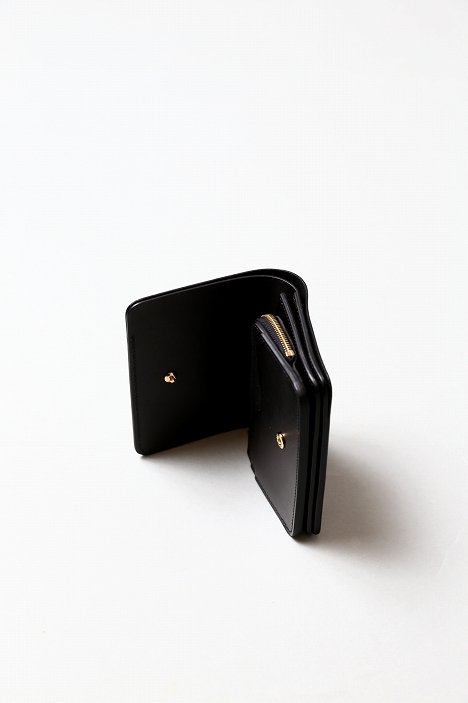 forme（フォルメ）Short Wallet（ALL Black）Serpentine｜通販 - ソコノワ