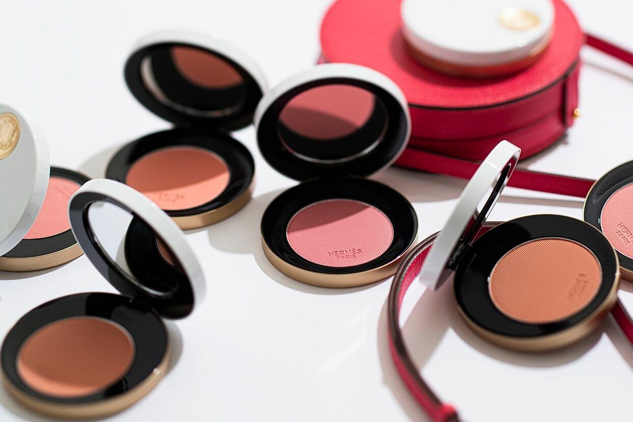 ハッピーな表情を生む、エルメスの新チーク「ローズ・エルメス」は心