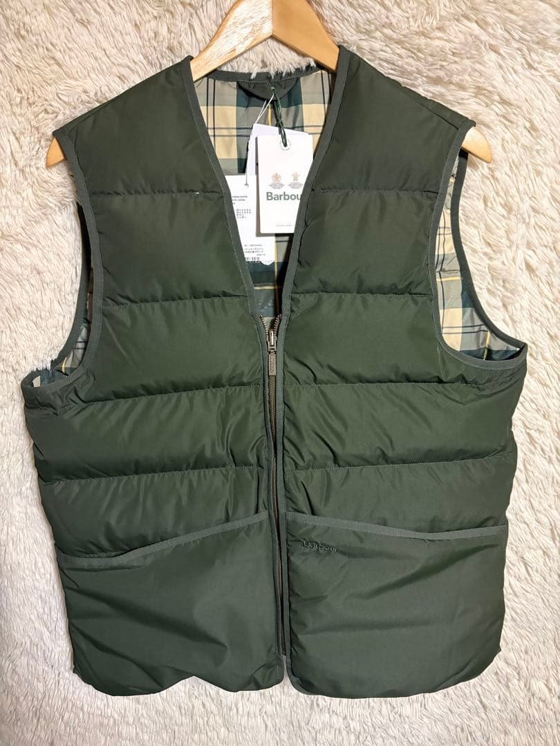 新品未使用 タグ付き　Barbour チェックダウンベスト リバーシブル　L バブアー Barbour ダウンベスト ダウンジャケット コート キルティング