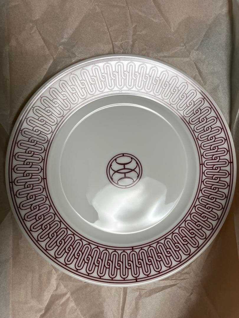 新品未使用　エルメスHERMES デザートプレート 〈Hデコ〉レッド　2枚セット デザートプレート No2 〈Hデコ〉 レッド | Hermès - エルメス-公式サイト