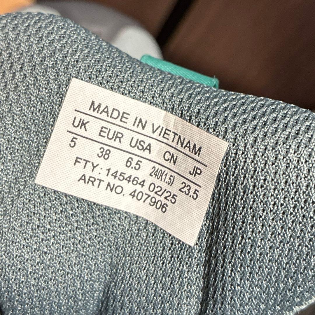 SALOMON XA PRO 3D GORE-TEX スニーカー　23.5cm