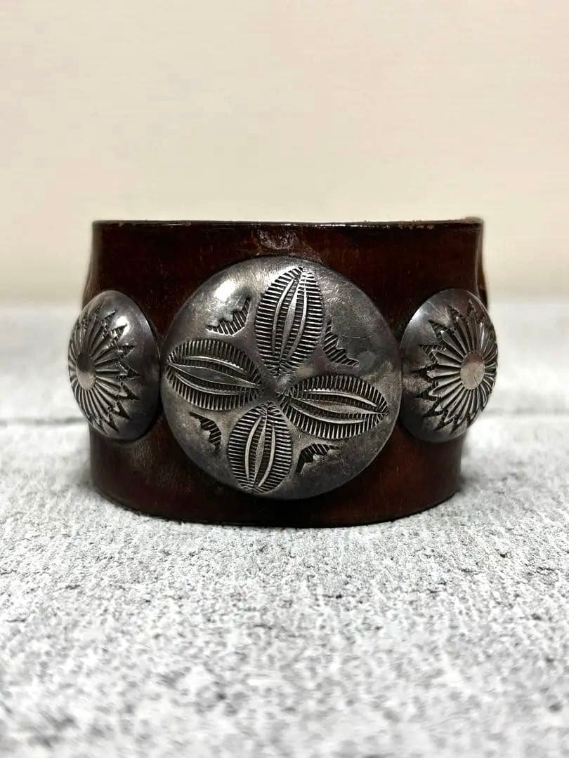 ナバホ族　バングル　ブレスレット　インディアンジュエリー 楽天市場】インディアンジュエリー ナバホ族 オールドキャスト